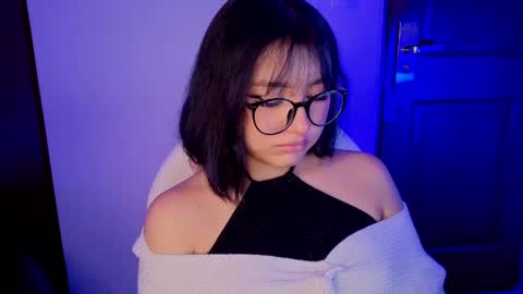   Sophie  online show from June 4, 7:20 pm