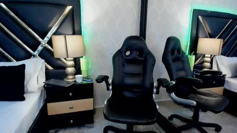 SophieWinslow online show from February 27, 5:58 pm