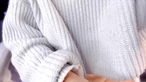 Sophiie Williams online show from February 15, 11:25 pm