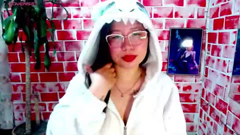 soralily online show from July 28, 11:28 am