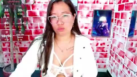soralily online show from July 26, 12:14 pm