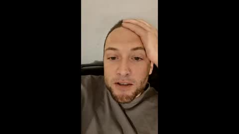 Smileback online show from December 22, 1:01 am