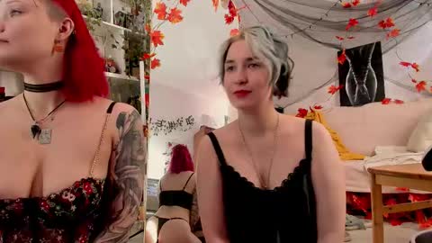 Leah online show from October 3, 8:44 am