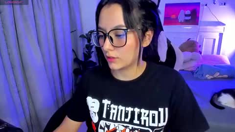 Lili online show from September 11, 11:50 pm