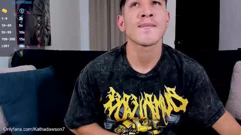 Snapshot of soyraydimarco_ chatting on October 2, 11:36 pm RayDimarco  independent model online show from October 2, 11:36 pm