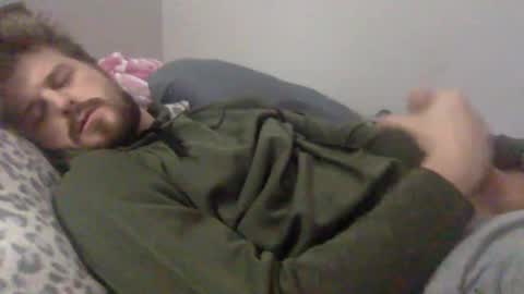 Snapshot of sp0ngie chatting on March 12, 7:47 pm sp0ngie online show from March 12, 7:47 pm