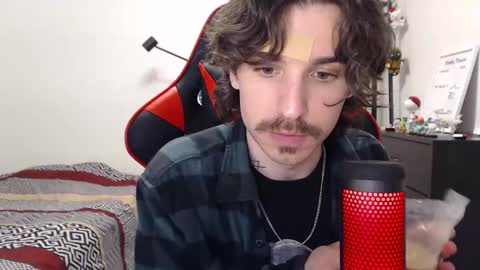 Anthony online show from December 5, 10:17 pm