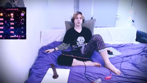 sparkyferret online show from December 3, 3:24 pm