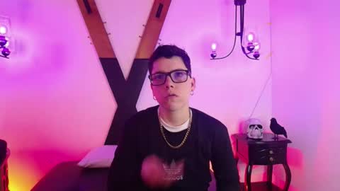 spencerm_ online show from November 28, 7:10 pm