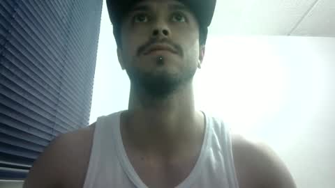 sperm_donor94 online show from December 20, 2:08 am