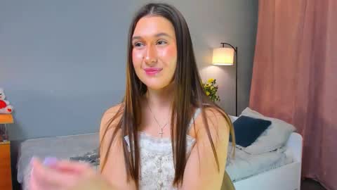 Elva online show from December 19, 7:53 pm