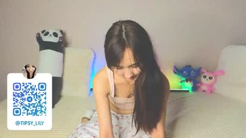 Tipsy online show from June 29, 6:51 pm