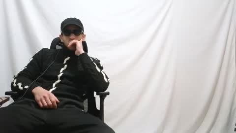 Marco. When Im offline you can view premium content in bio online show from November 28, 8:05 pm