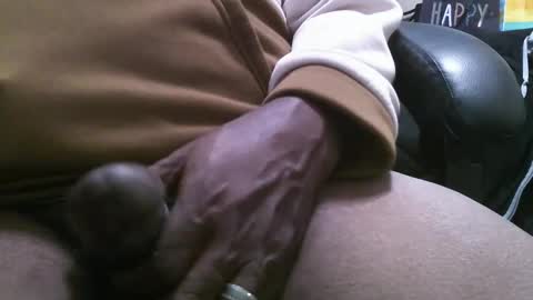 Snapshot of spiderwebb69 chatting on December 5, 4:39 pm spiderwebb69 online show from December 5, 4:39 pm