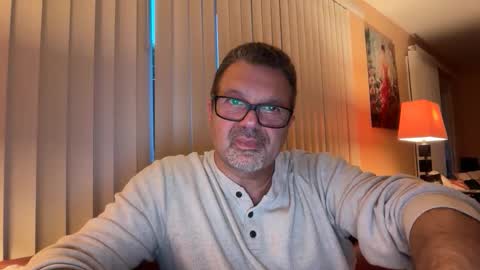 spike69old online show from May 16, 1:13 am