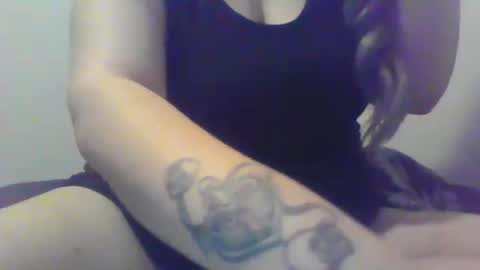 Vanessa Spade online show from February 13, 8:55 pm