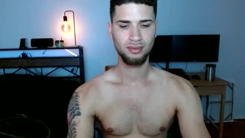 Splash8x online show from April 14, 3:37 pm