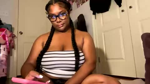 spreadthatassssssssss online show from July 4, 7:01 am