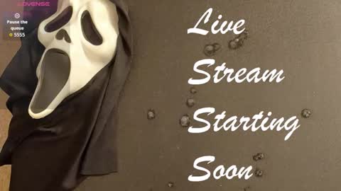 Snapshot of squ1rtl3cb chatting on October 11, 11:37 am squ1rtl3cb online show from October 11, 11:37 am