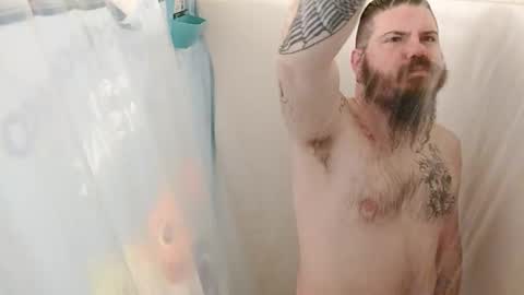 Snapshot of squ1rtl3cb chatting on December 23, 11:36 am squ1rtl3cb online show from December 23, 11:36 am