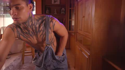 Matt     online show from October 26, 8:52 pm