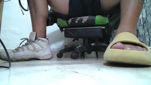 sr master cum its my old account online show from April 15, 6:11 pm