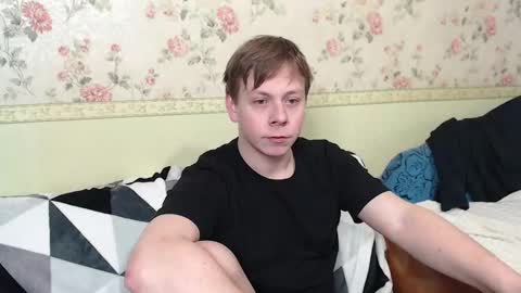 Snapshot of st_rudy chatting on February 16, 10:32 am Joe Peach online show from February 16, 10:32 am