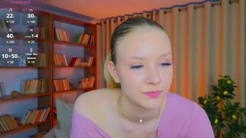 Stacey online show from April 22, 2:02 pm