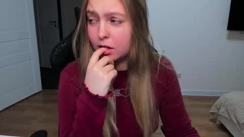 Stacy  online show from November 17, 4:42 pm