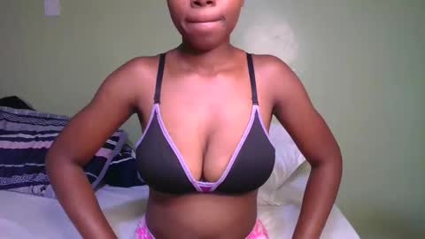 stacy_queenl online show from November 22, 8:40 pm