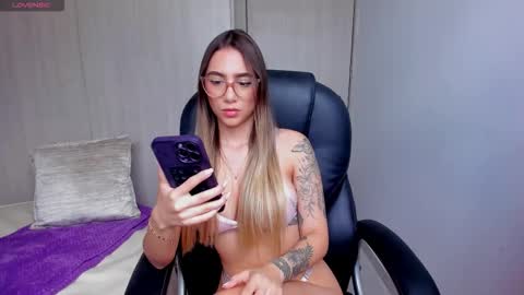 Stacy Conner online show from September 26, 6:05 pm