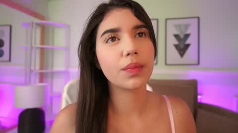 stacycooper_ online show from August 3, 7:09 pm