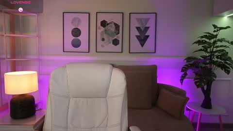 stacycooper_ online show from July 22, 7:16 pm