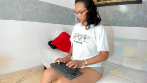 stacy fox online show from July 6, 9:17 pm