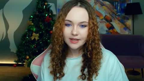 Violet online show from February 27, 7:39 pm