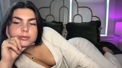 Snapshot of stacywithuu chatting on September 25, 5:20 pm Stacy online show from September 25, 5:20 pm