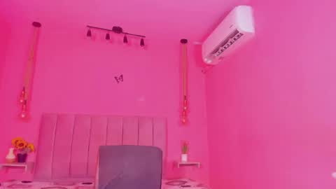 Staicy Adams online show from November 5, 11:34 am