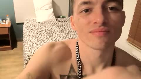 Straightupdownbad online show from November 14, 4:36 am