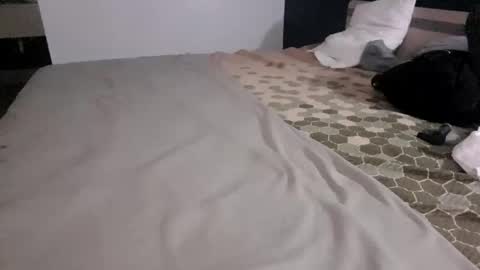 Straightupdownbad online show from December 13, 11:22 pm