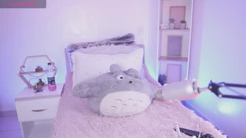 Yoko online show from February 20, 9:39 pm