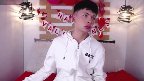 Steev online show from February 12, 3:51 am