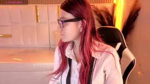 Stefania tp    730am - 1400 pm online show from March 4, 12:46 pm