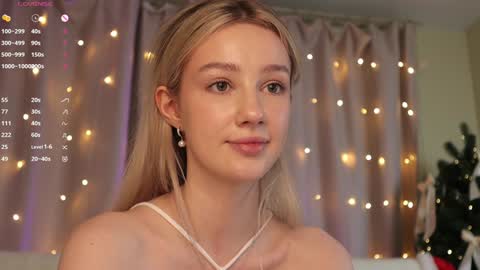 My name is Stella Nice to meet you  Fav Pattern is 111  boobs are real online show from January 2, 1:06 am