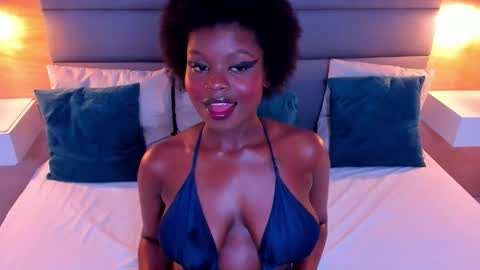 STELA online show from October 30, 6:30 pm