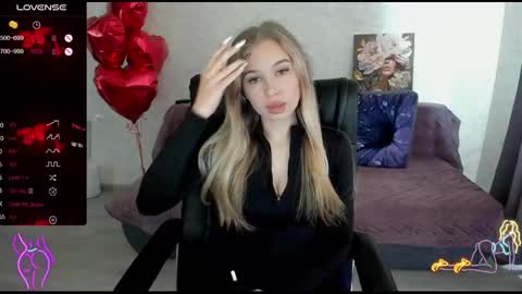 Stella  Cox online show from March 7, 12:27 pm