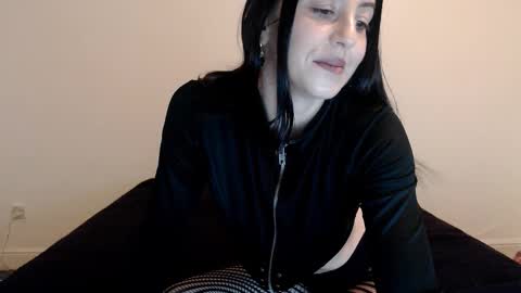 Stella John online show from February 3, 7:02 am