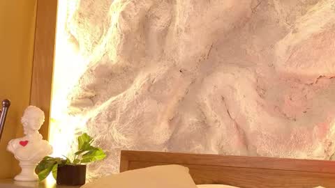 S T E L L A online show from February 28, 2:04 am