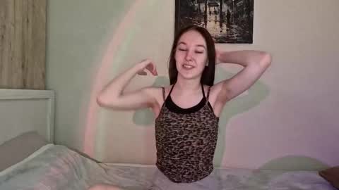 Stella online show from November 28, 8:10 am