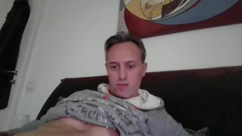 sten015 online show from February 11, 1:37 pm