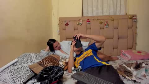 Stepcouple   online show from December 20, 11:12 pm